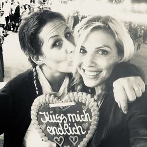 Meet your Posher, Gabriela